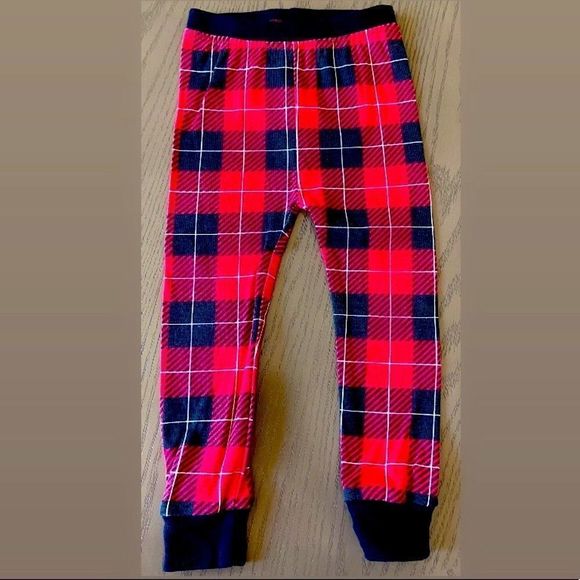 👫🏻 “Cousin Crew” 2 Piece Pajama Set 👫🏻 - Picture 3 of 4